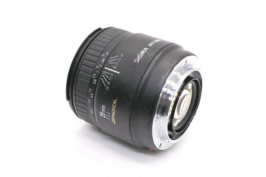 Sigma AF 28mm f/1.8 II Aspherical High-Speed Wide