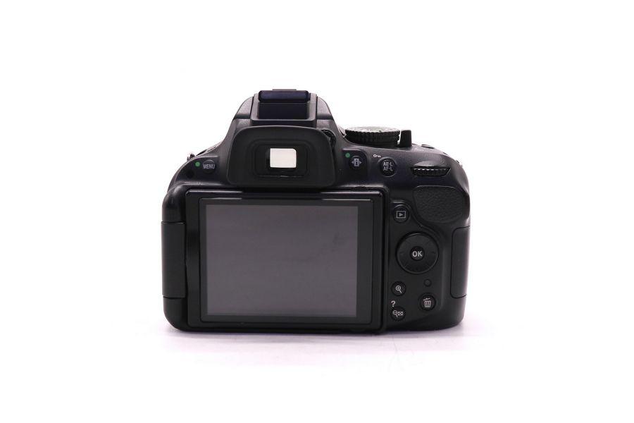 Nikon D5200 body (пробег 12180 кадров)