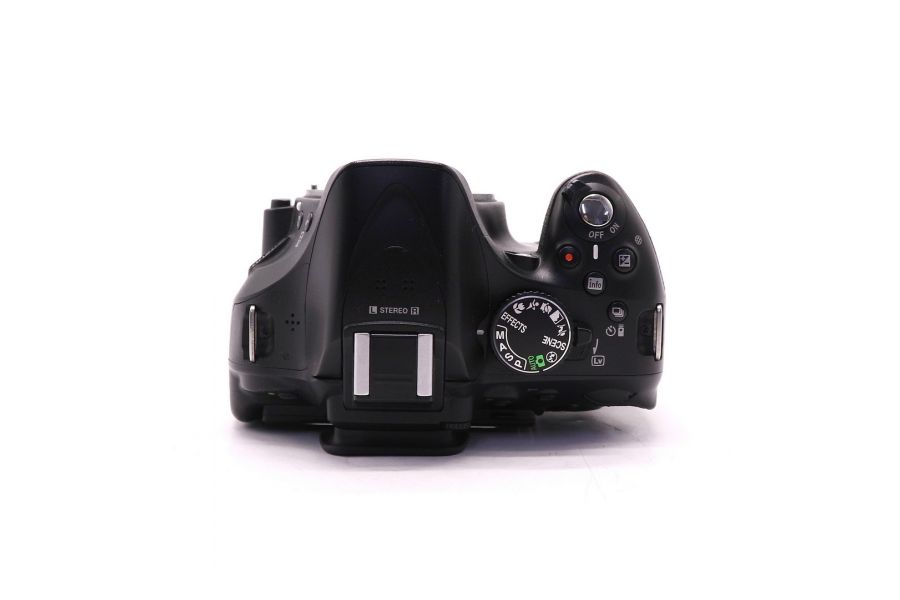 Nikon D5200 body (пробег 12180 кадров)