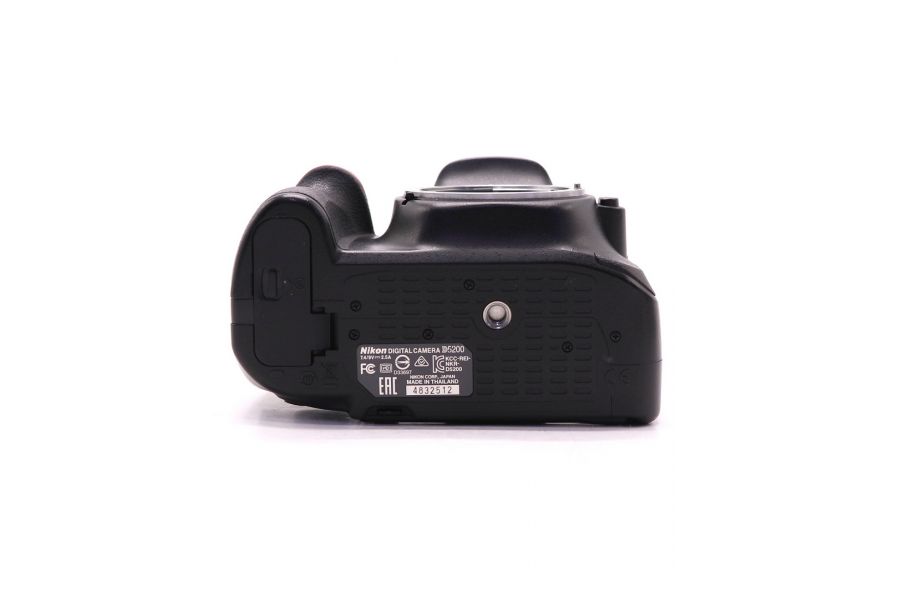 Nikon D5200 body (пробег 12180 кадров)