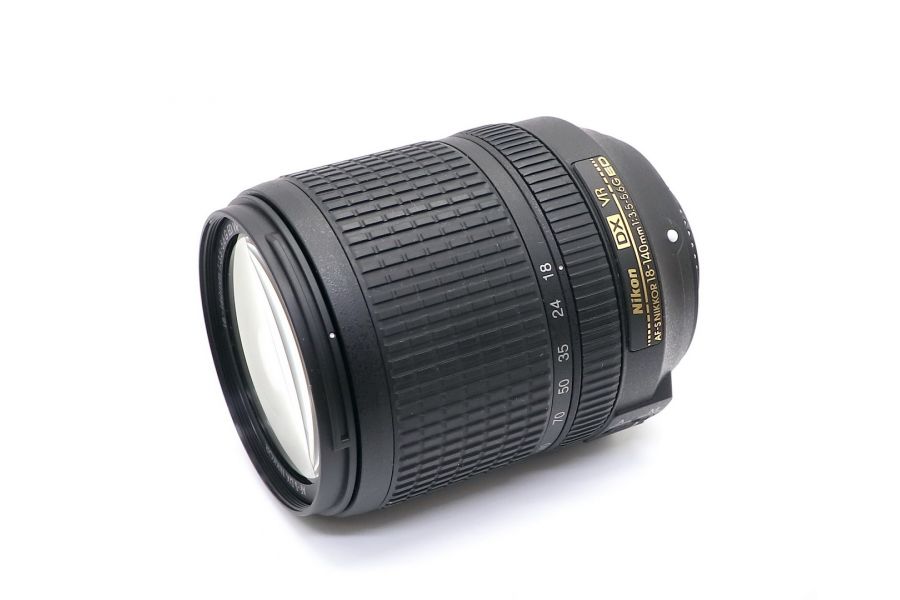 Nikon 18-140mm f/3.5-5.6G ED AF-S VR DX Zoom-Nikkor (Thailand)