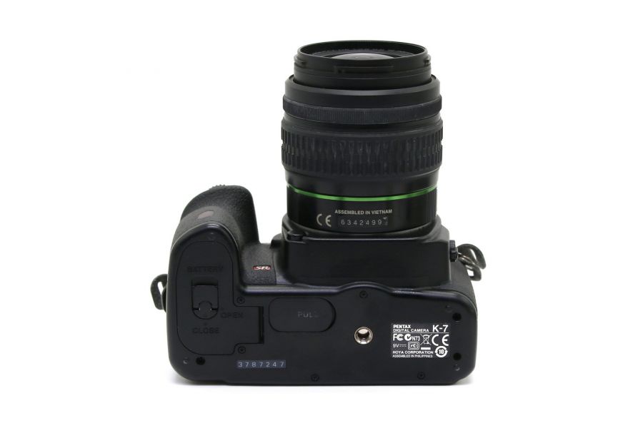 Pentax K-7 kit в упаковке (пробег 6850 кадров)