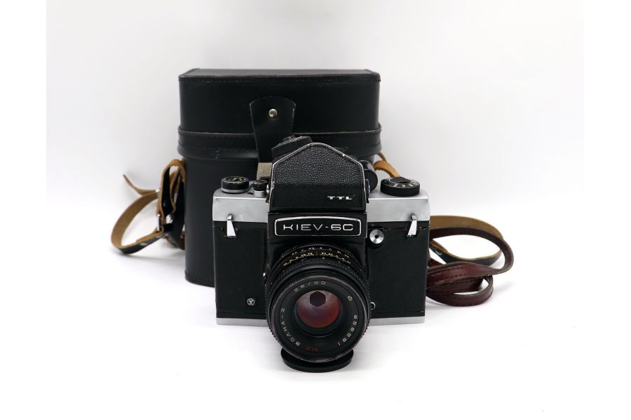 Зеркальный фотоаппарат Киев 6С kit (СССР, 1980)