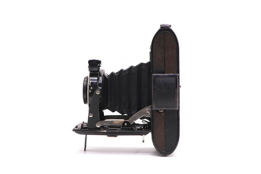 Voigtlander Bessa (Germany, 1939)