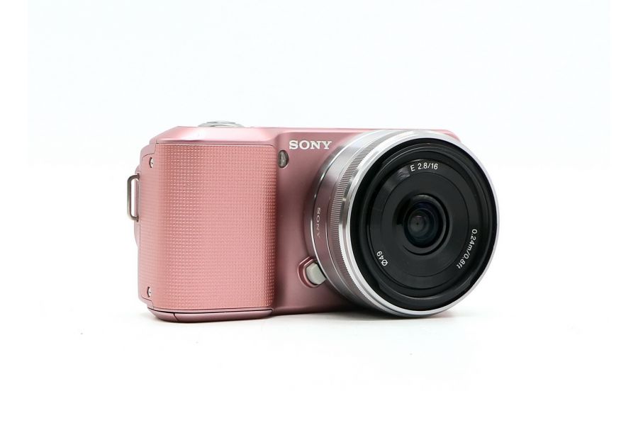 Sony Nex-3 Pink kit Japan (пробег 6660 кадров)