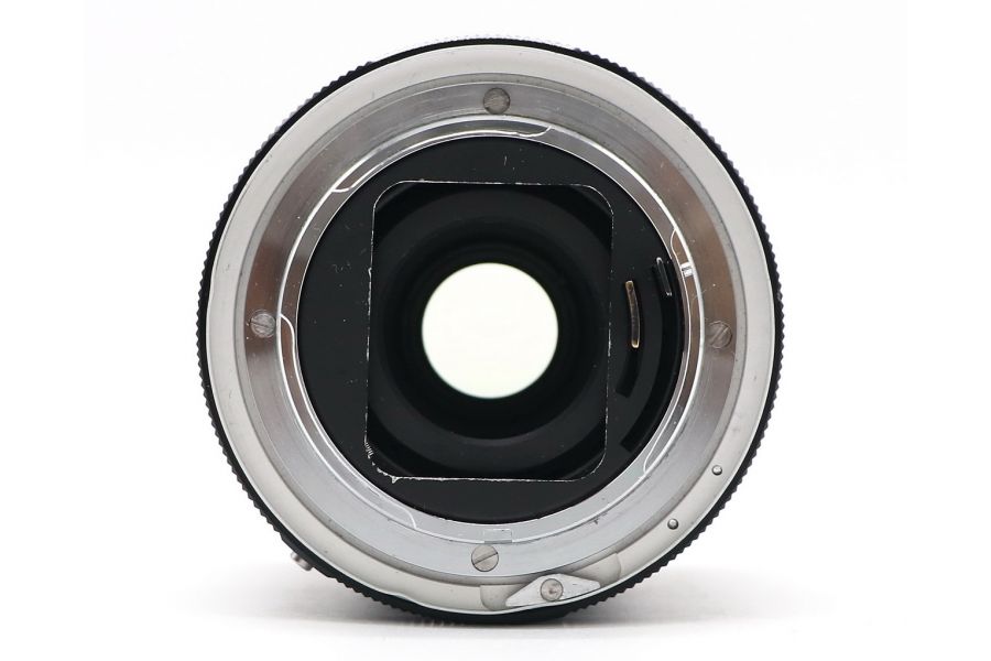 Tamron 28-70mm f/3.5-4.5 Konica AR