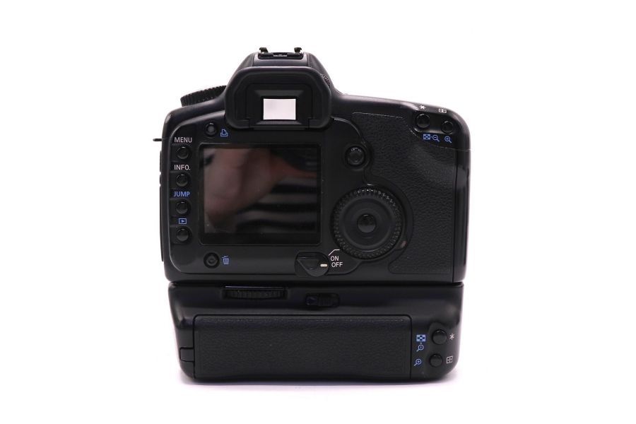 Canon EOS 5D body + батарейная ручка Canon BG-E4 в упаковке