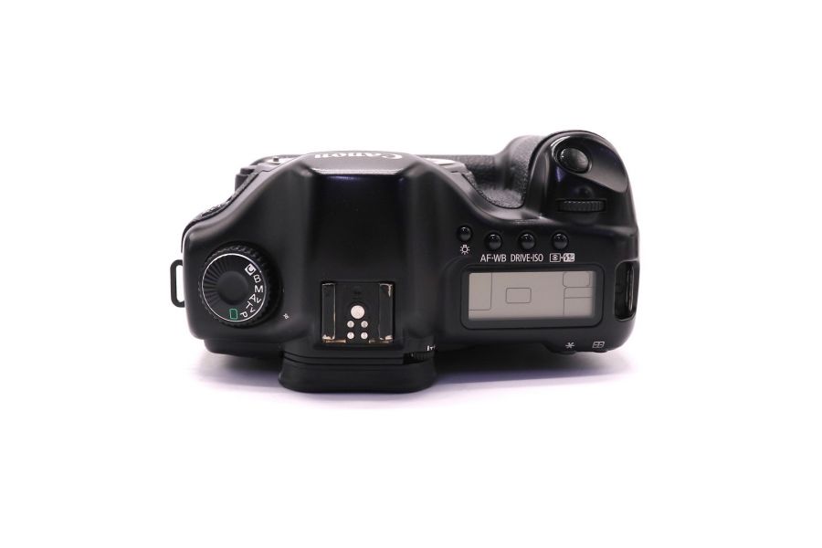 Canon EOS 5D body + батарейная ручка Canon BG-E4 в упаковке