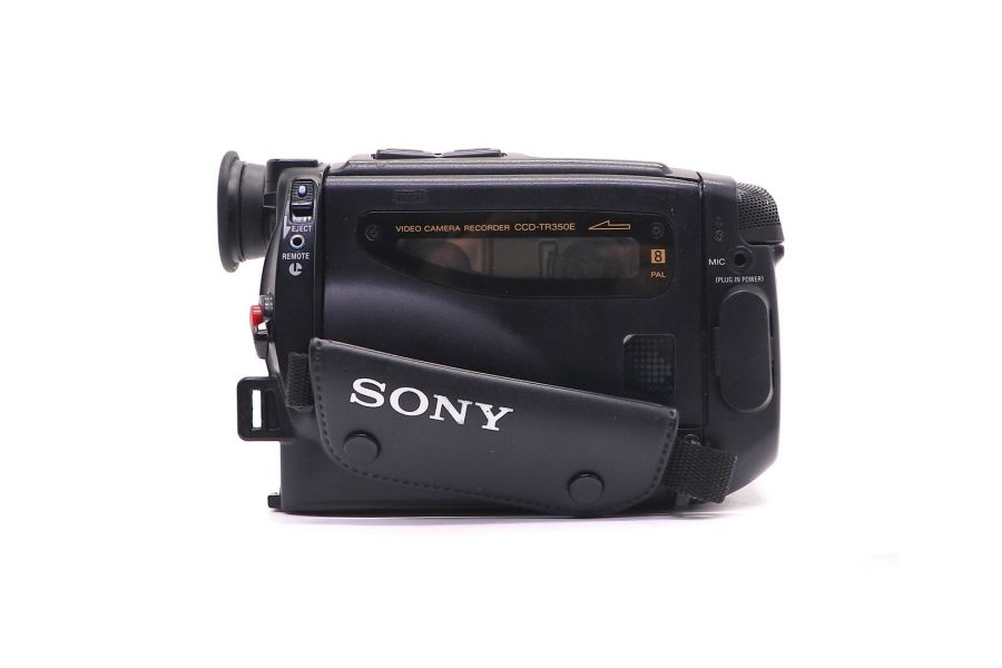 Видеокамера Sony CCD-TR350E