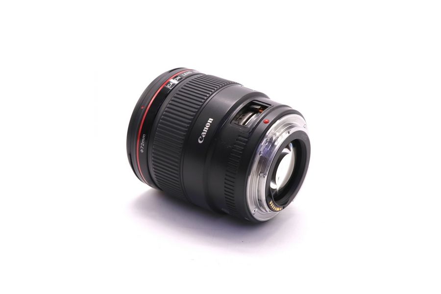 Широкоугольный объектив Canon EF 35mm f/1.4L USM 