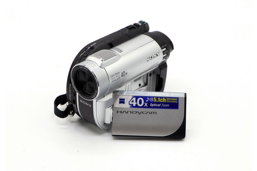 Видеокамера Sony DCR-DVD115E