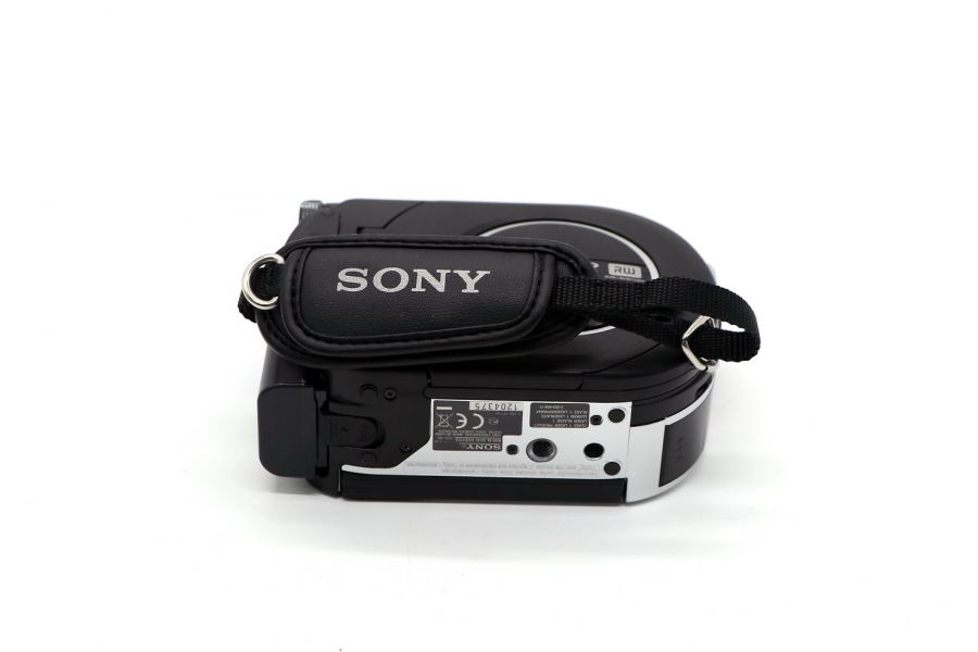 Видеокамера Sony DCR-DVD115E