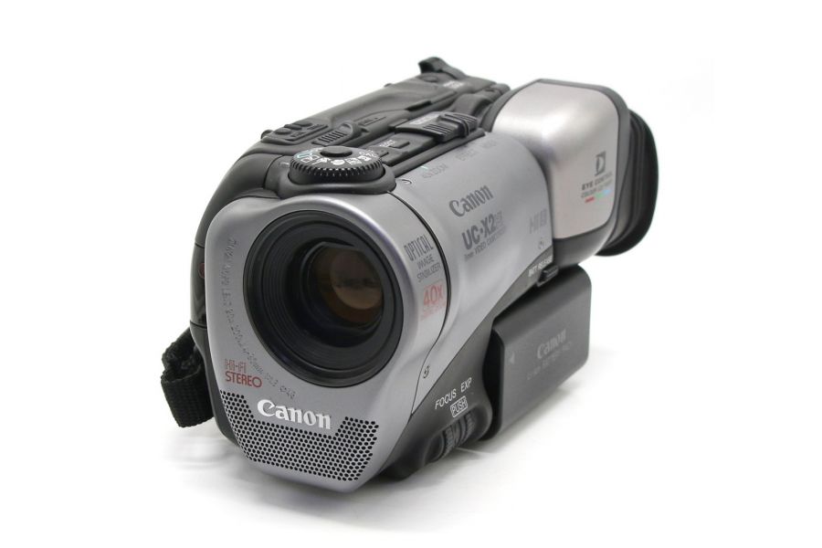 Видеокамера Canon UC-X2Hi