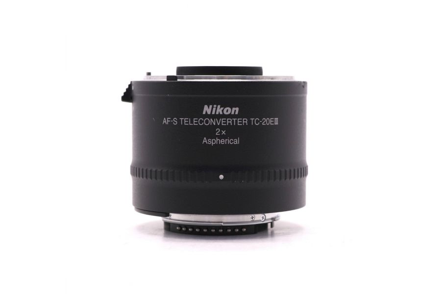 Телеконвертер Nikon AF-S TC-20E III