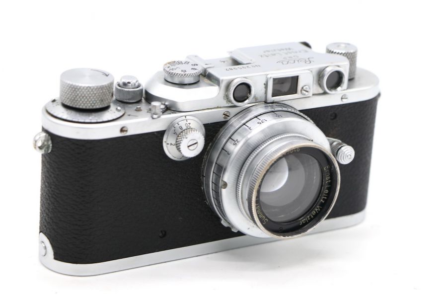Leica IIIa (Germany, 1938)