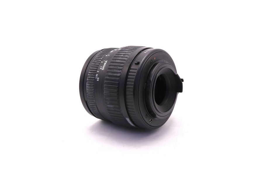 Sigma Zoom 28-70mm f/2.8-4 для Pentax K