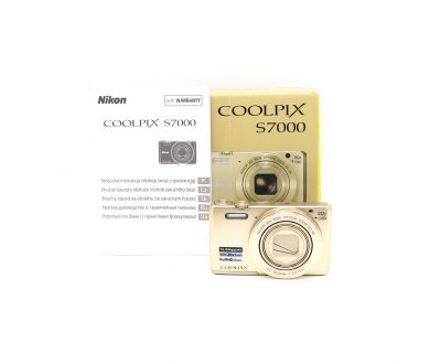 Nikon Coolpix S7000 в упаковке