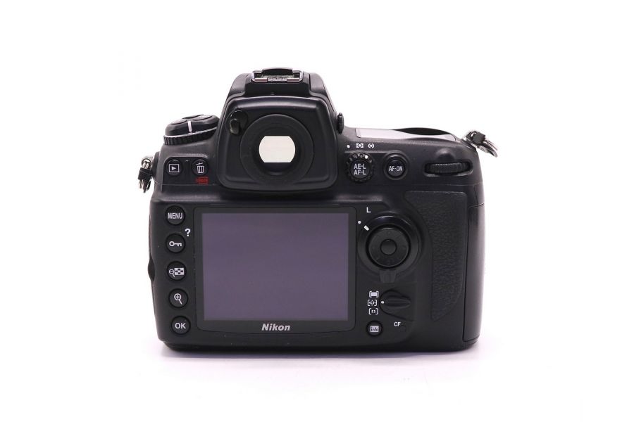 Nikon D700 body (пробег 44700 кадров)