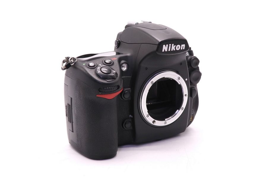 Nikon D700 body (пробег 44700 кадров)
