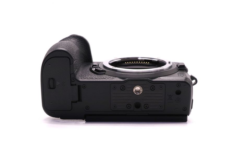 Nikon Z5 body (пробег 10670 кадров)
