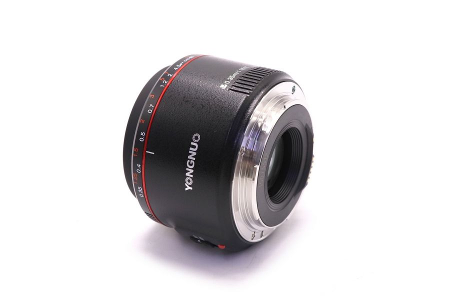 YongNuo AF 50mm f/1.8 II Canon EF в упаковке