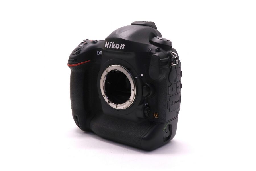 Nikon D4 body в упаковке (пробег 6800 кадров)