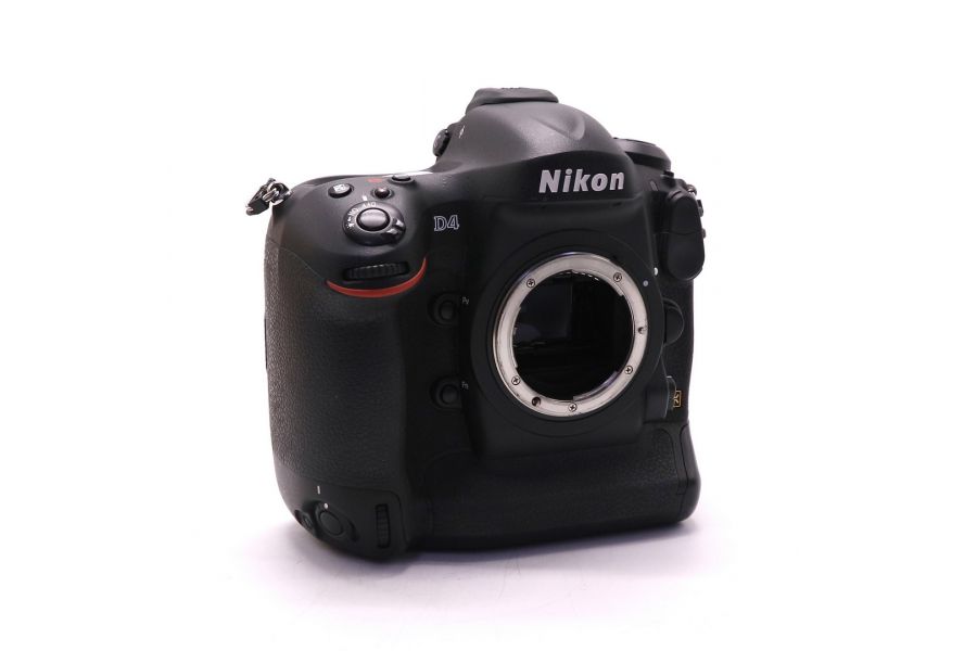 Nikon D4 body в упаковке (пробег 6800 кадров)