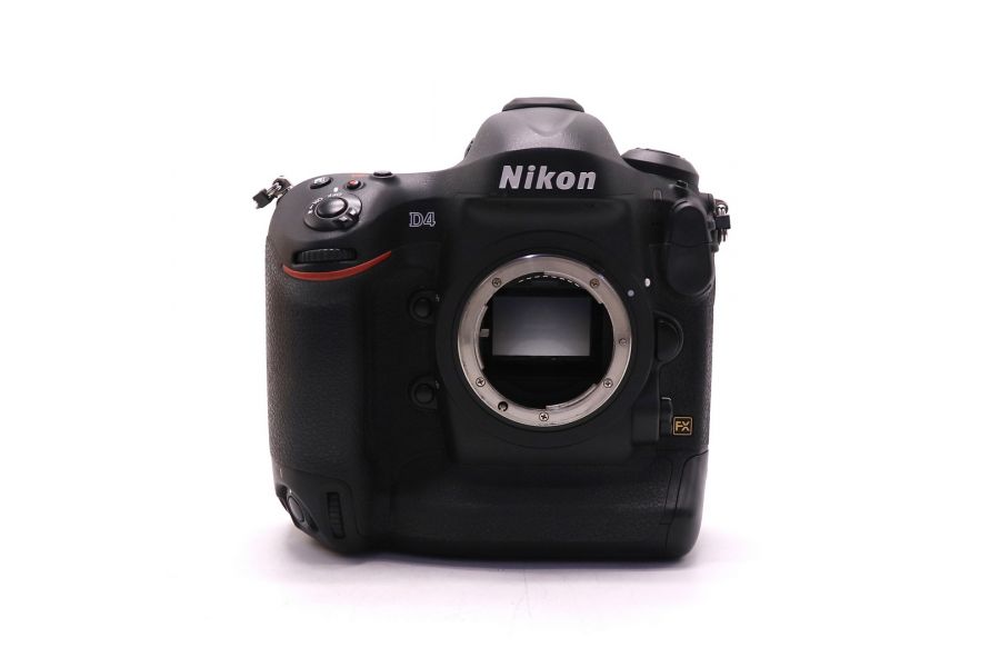 Nikon D4 body в упаковке (пробег 6800 кадров)