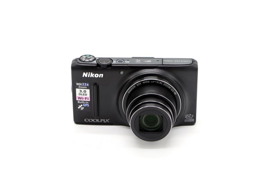 Nikon Coolpix S9500