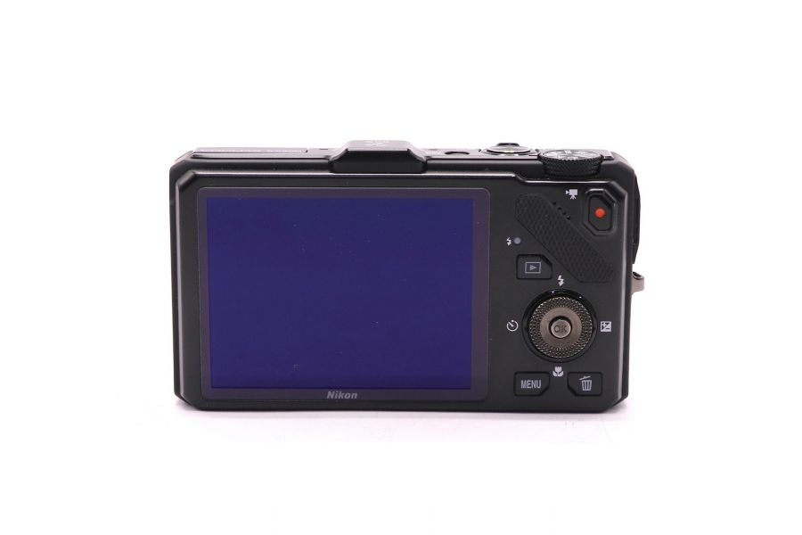 Nikon Coolpix S9300 в упаковке