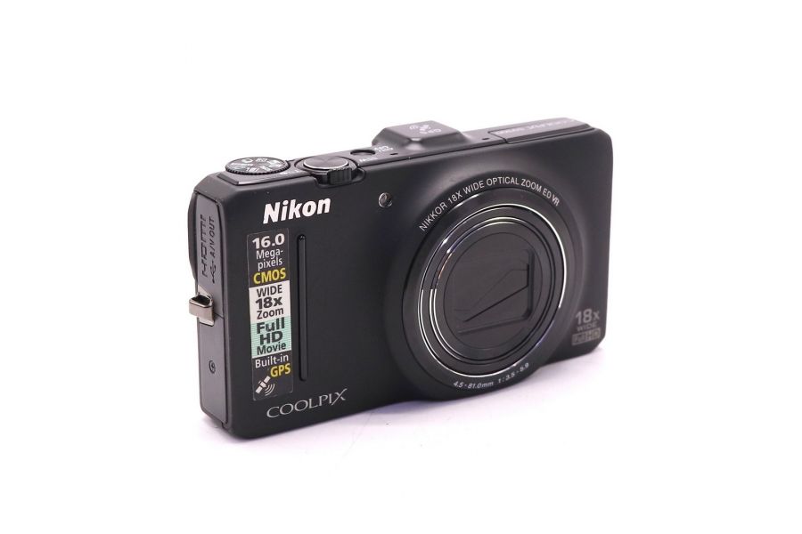 Nikon Coolpix S9300 в упаковке