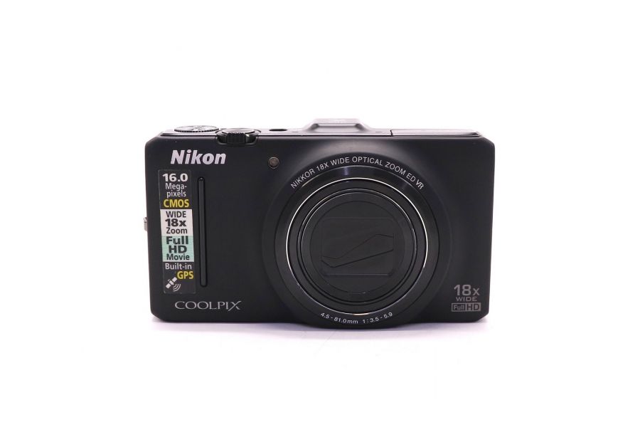 Nikon Coolpix S9300 в упаковке