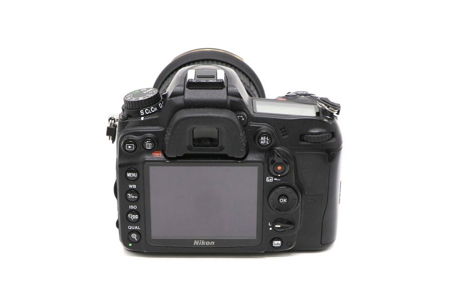 Nikon D7000 kit AT-X Pro SD 12-24mm f/4 IF DX