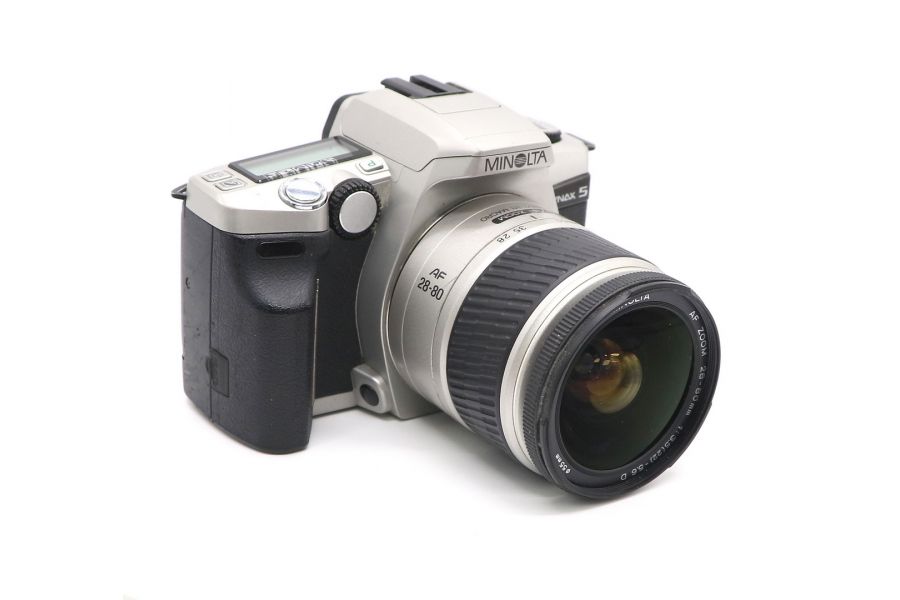 Minolta Dynax 5 kit 28-80mm (Japan, 2002)