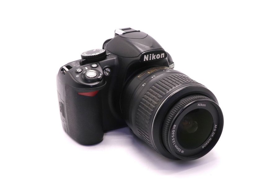 Nikon D3100 kit (пробег 10535 кадров)