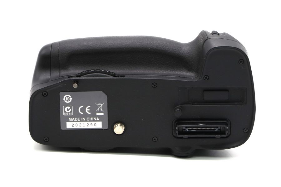 Батарейная блок Nikon MB-D14