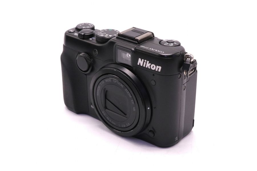 Nikon Coolpix P7100 в упаковке