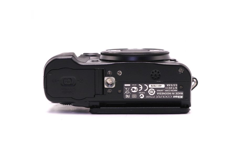 Nikon Coolpix P7100 в упаковке