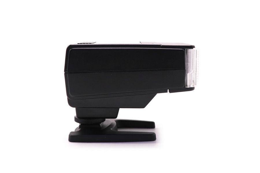 Фотовспышка Metz Mecablitz 30 B3 в упаковке