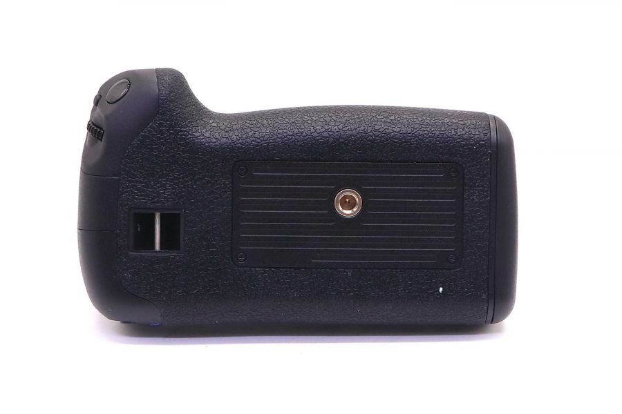 Батарейная ручка Canon BG-E14 в упаковке