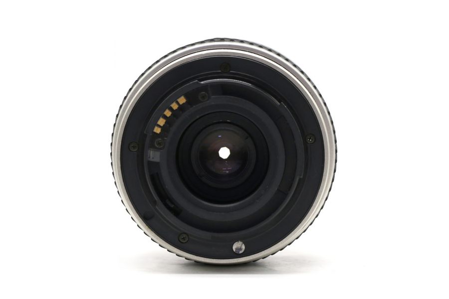 Tokina AF 28-80mm f/3.5-5.6 (Japan, 1992)