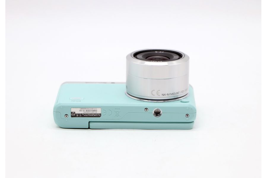 Samsung NX mini kit 9-27mm f/3.5-5.6