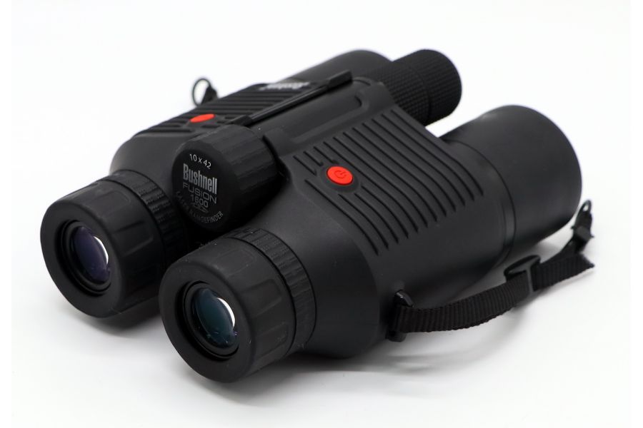 Бинокль Bushnell Fusion 1600 ARC 10x42