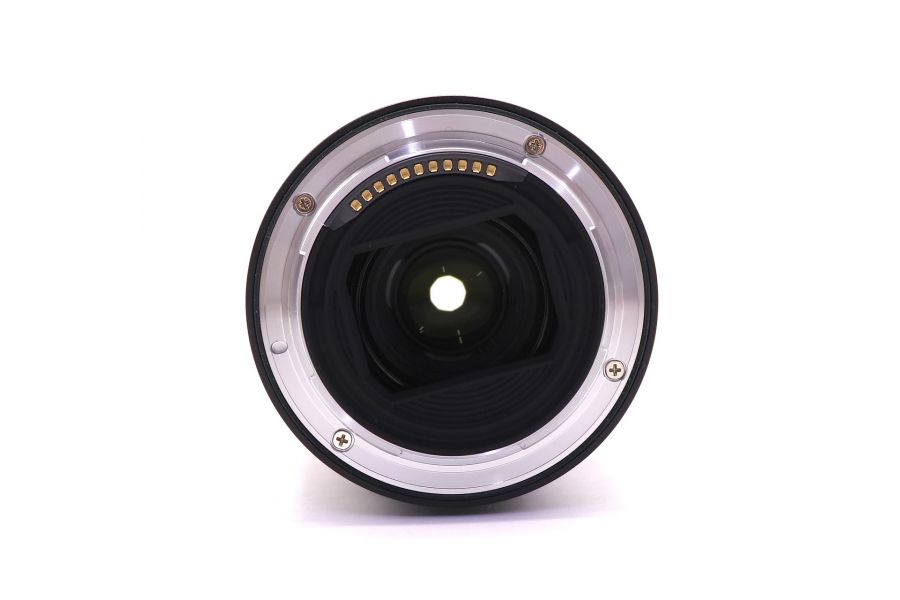 Nikon 28-75mm f/2.8 Nikkor Z в упаковке