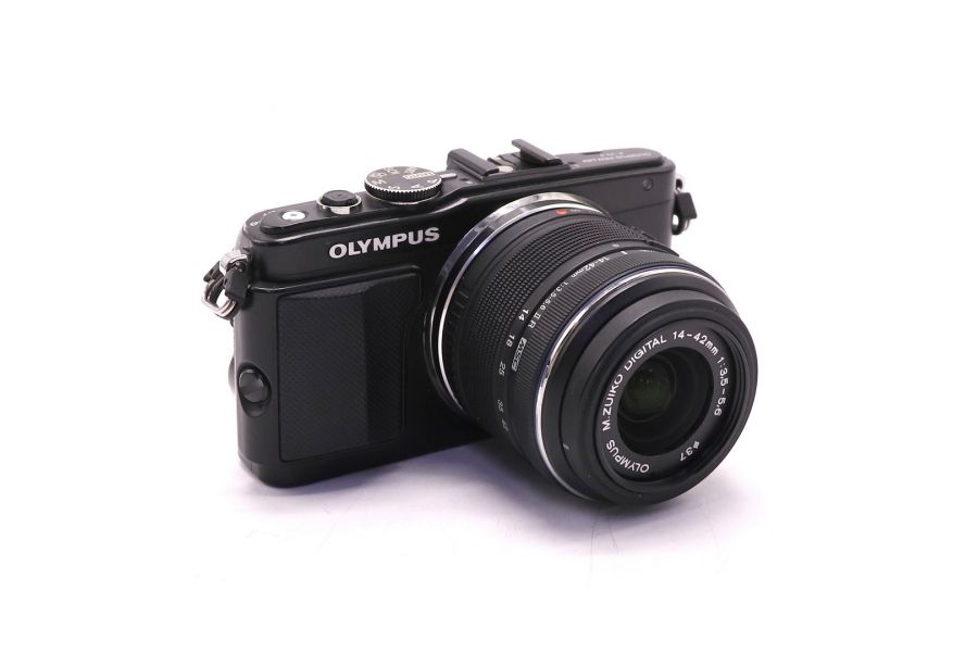 Olympus pen E-PL5 kit box (пробег 9150 кадров)