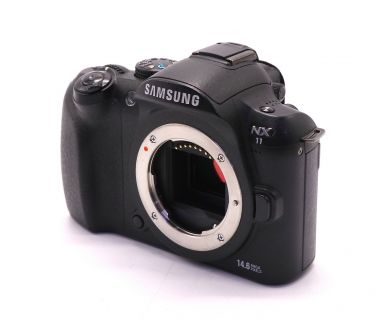 Samsung NX11 body