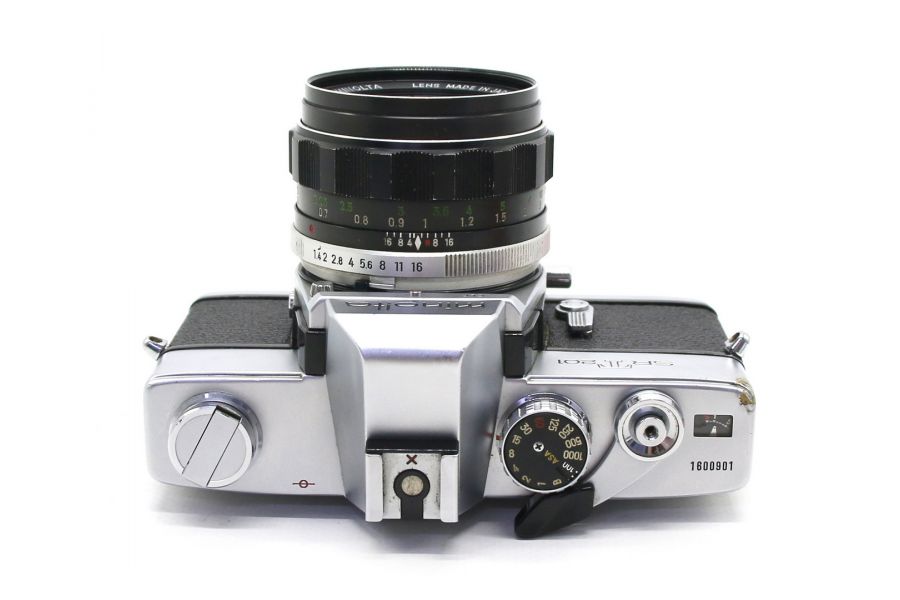 Minolta SRT 201 + MC Rokkor-PF 58mm f/1.4