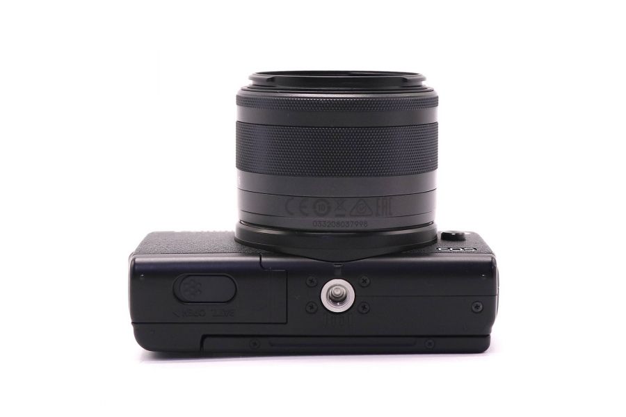 Canon EOS M200 kit (пробег 6000 кадров)