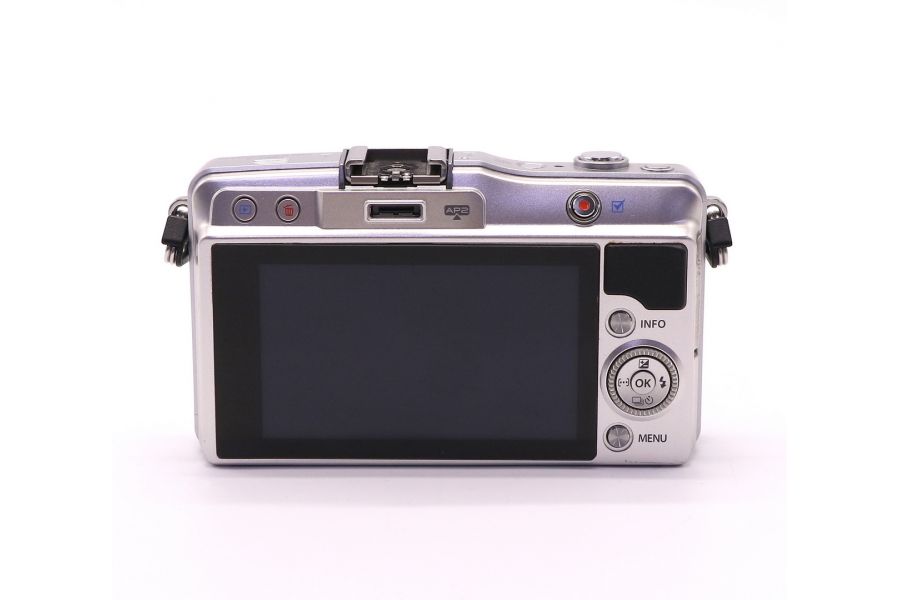 Olympus Pen Mini E-PM2 body (пробег 3170 кадров)