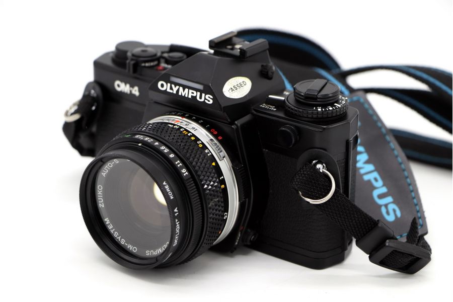 Зеркальный фотоаппарат Olympus OM-4 kit